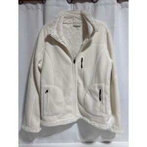 DRESSBARN Ladies White Fluffy Jacket  Zip Up Front Size XL Pockets Fleece Lined